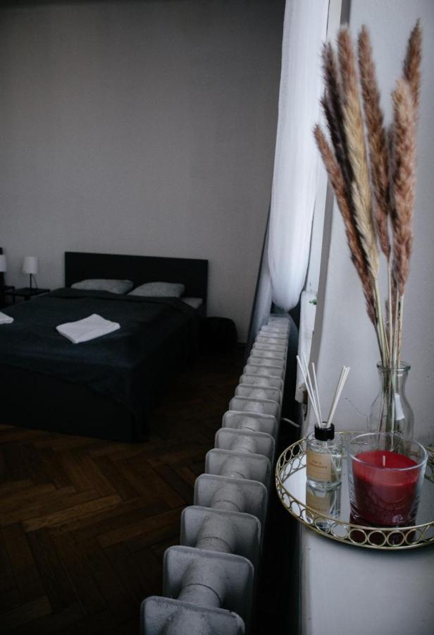 Best Rooms For Short Stay In City Center Краков Экстерьер фото
